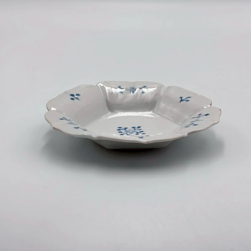 Sometsuke Small Floral Pattern Rinka Small Plate