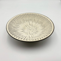 Hana Shinogi Plate, Medium, White
