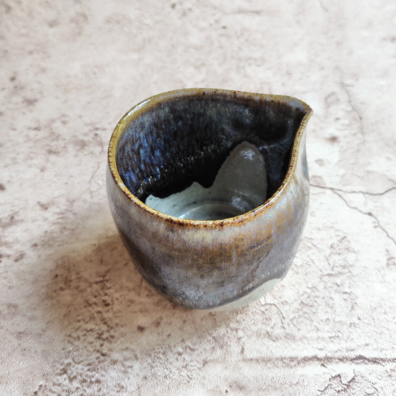 Oni-no-fude celadon sake pitcher