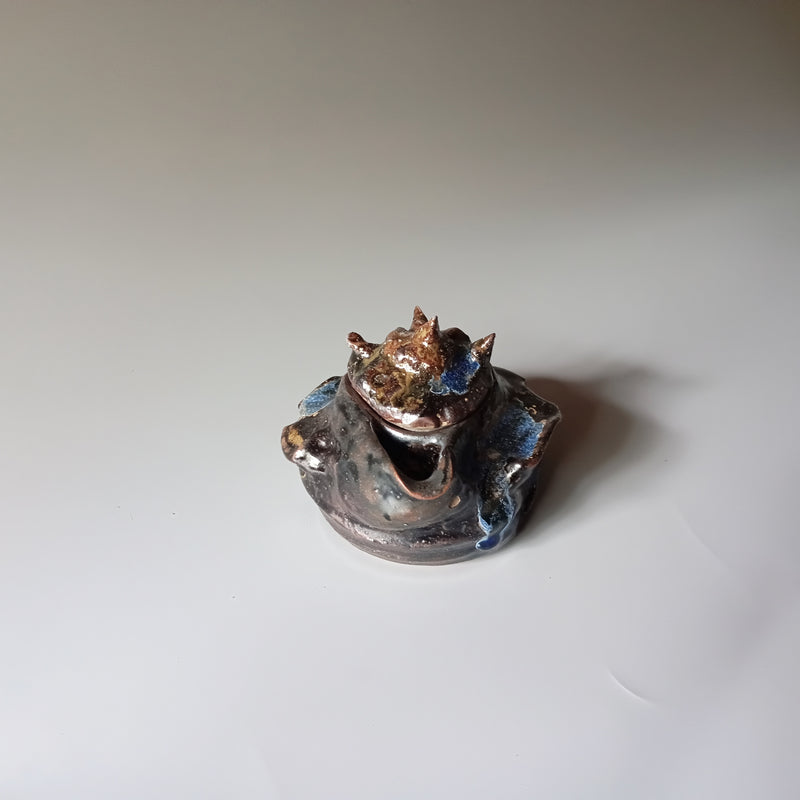 備前で手づくりされた茶器