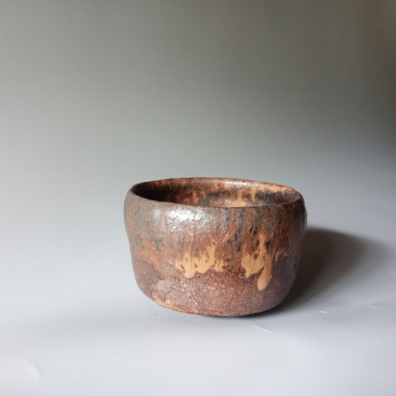 Inbe-de Black Matcha Chawan No.1 — Bizen, shipped worldwide from Kyoto