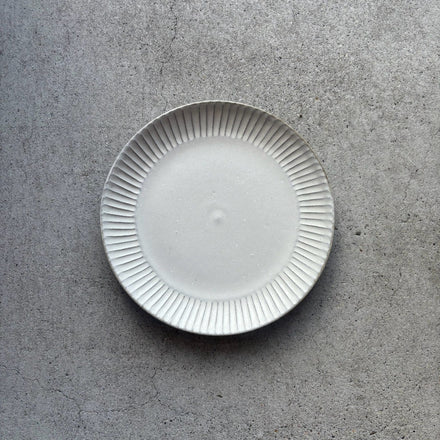 White matte round hirarin plate large