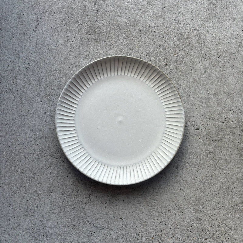 White matte round hirarin plate large
