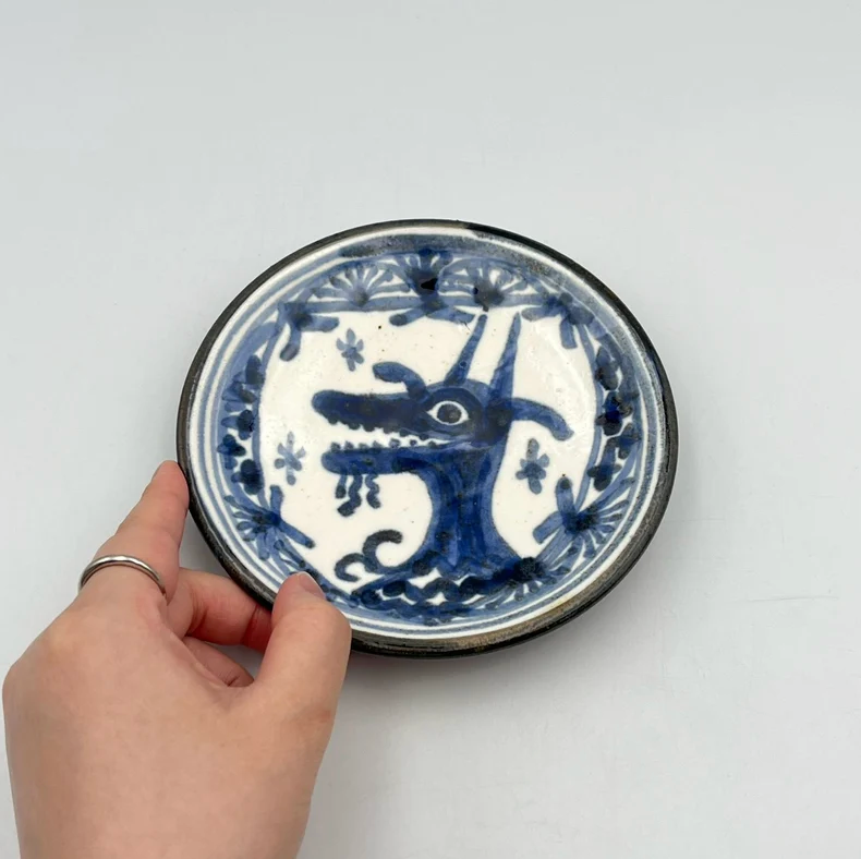 Okinawa ware plate made by hand in Okinawa, Japan