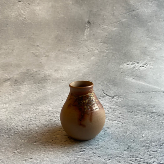 Seaweed-Glazed Vase