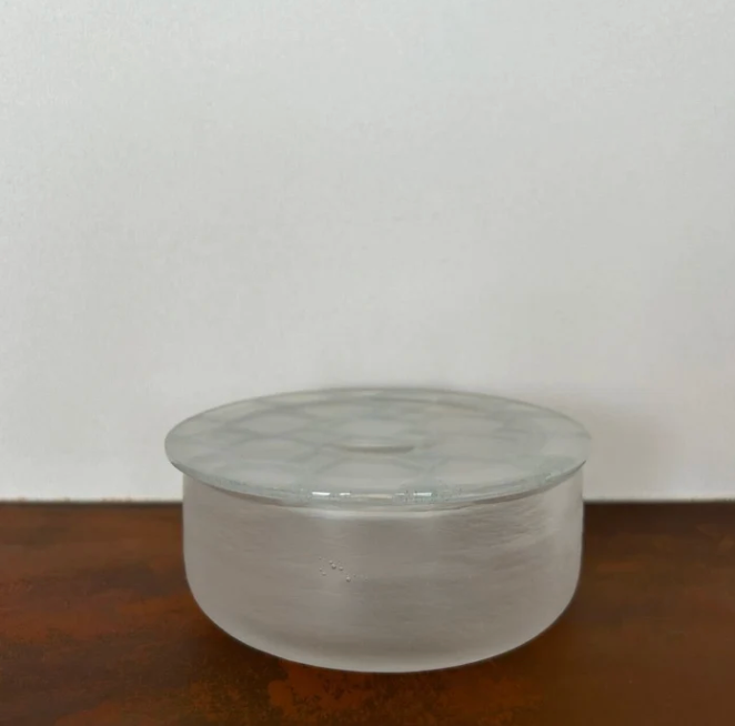 Storage case with lid