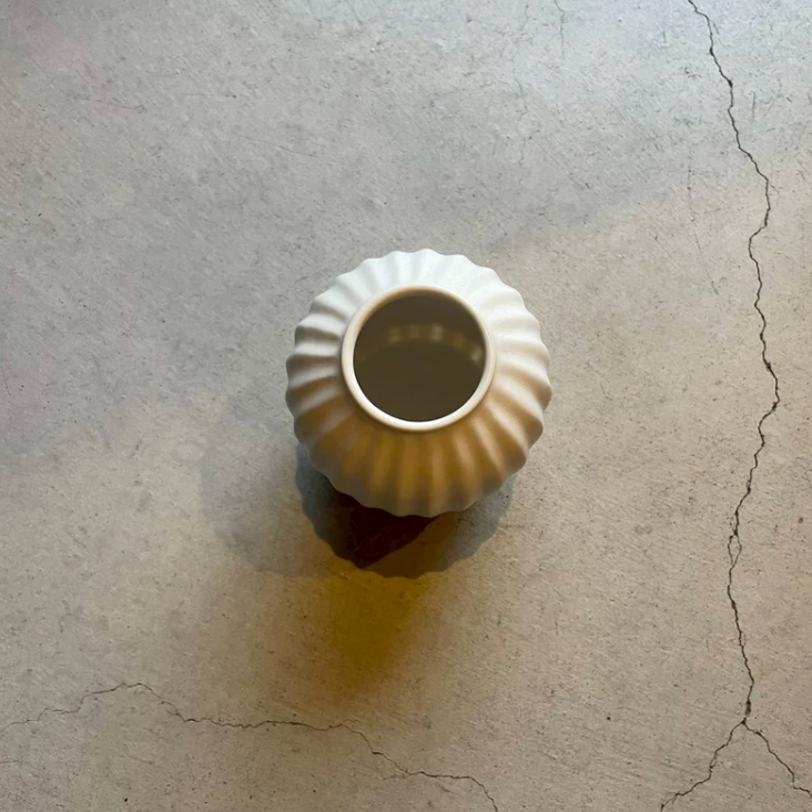 Vase B, White