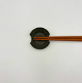 Shinogi chopstick rest, black