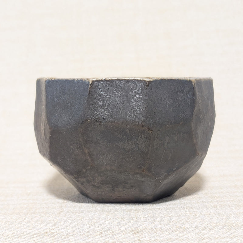 黒面取ぐい呑