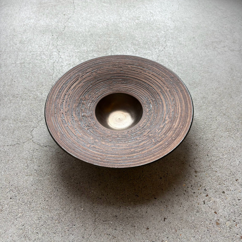 Brown plate from Kasama, handmade in Japan