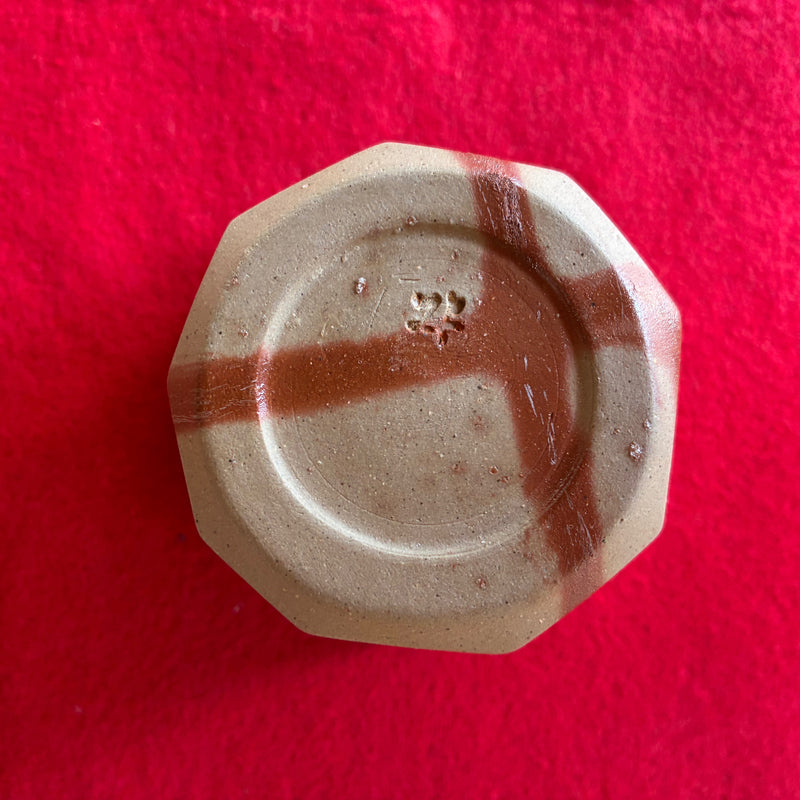 Faceted Free Cup
