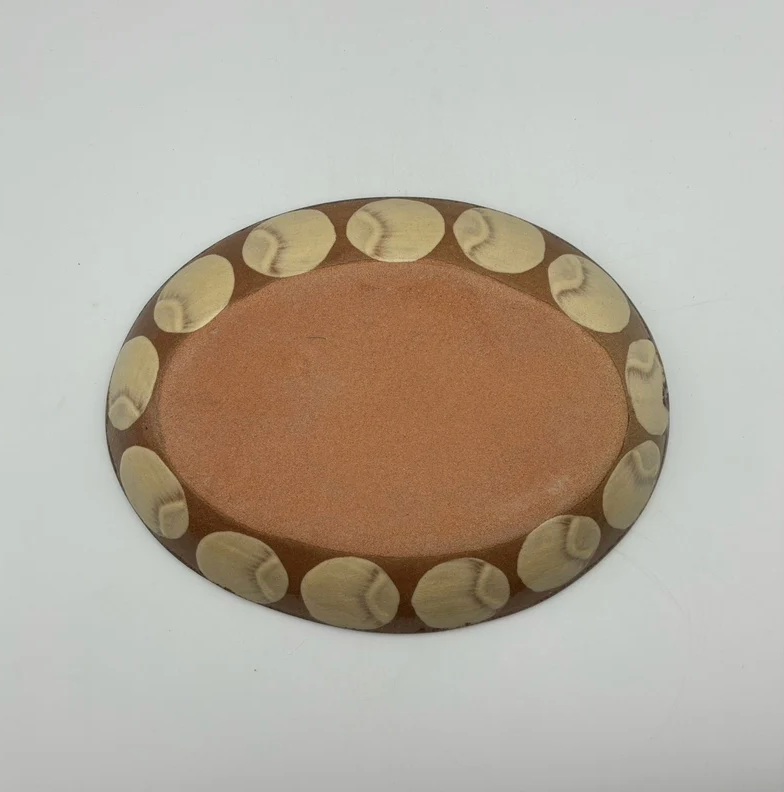 Okinawa ware plate made by hand in Okinawa, Japan