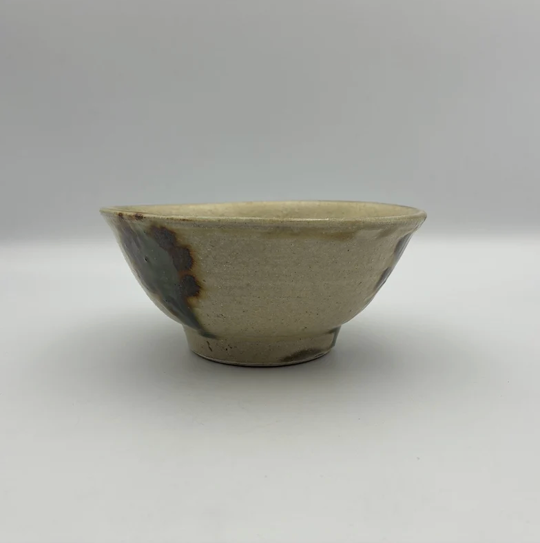 Makai Rice Bowl, 4.5-sun No.3 — Okinawa. Handmade Okinawa ware from Japan.