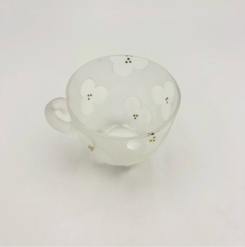 Cup with handle
