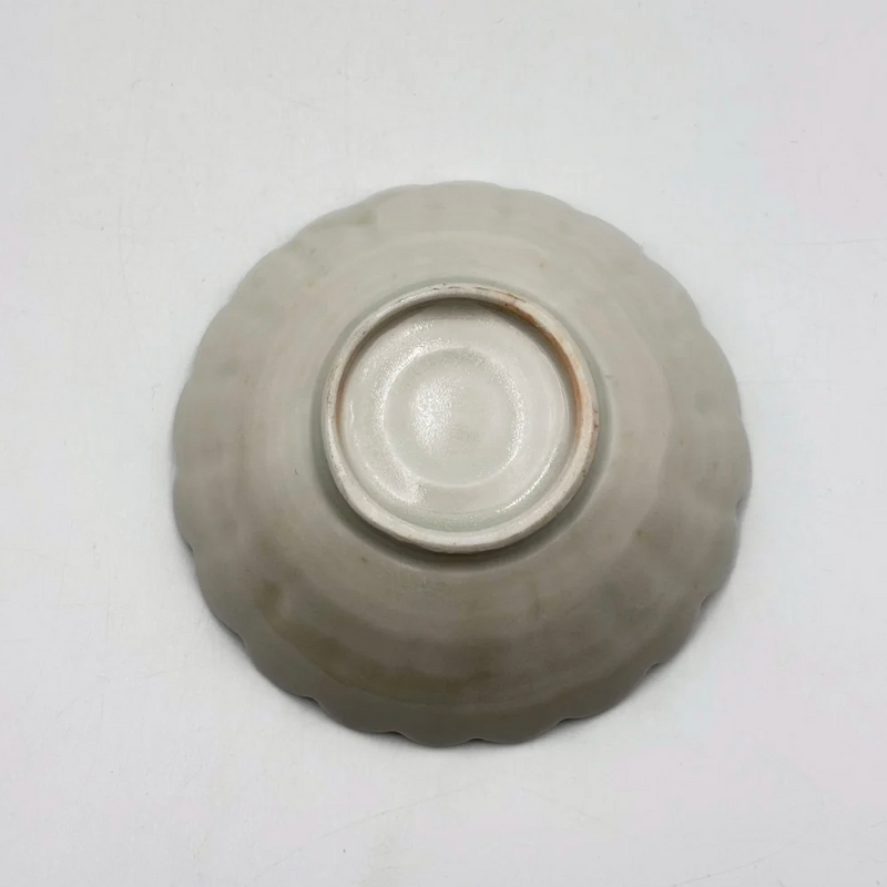 Ash-blue glazed chrysanthemum small bowl