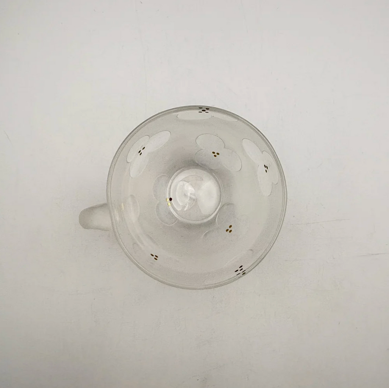 Cup with handle