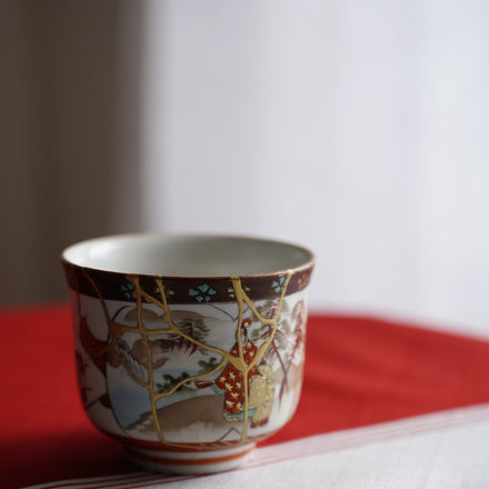 Meiji-era Kintsugi Imari Yunomi (Figural and Landscape)