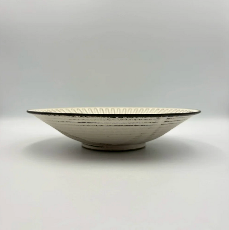 Hana Shinogi Large Plate, White