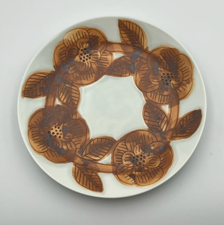 Bread plate - flower