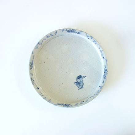 Dancing Figure Plate, 21cm. Handmade Tokyo ware from Japan.