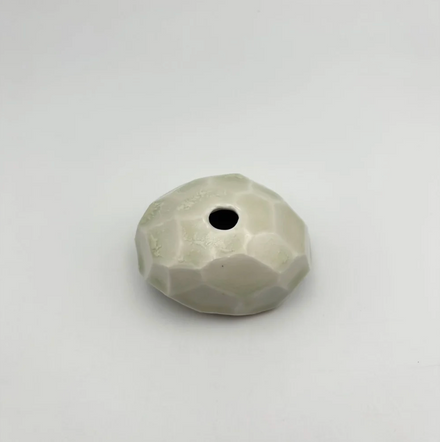 Vase: rock