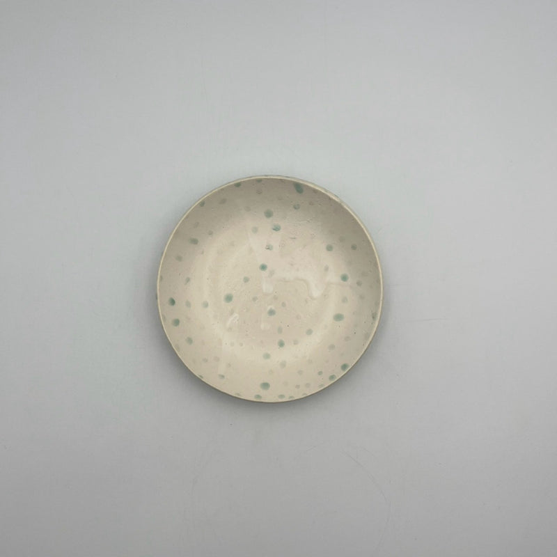 Tenten Dotted Plate, Blue on White — Mino. Handmade Gifu ware from Japan.
