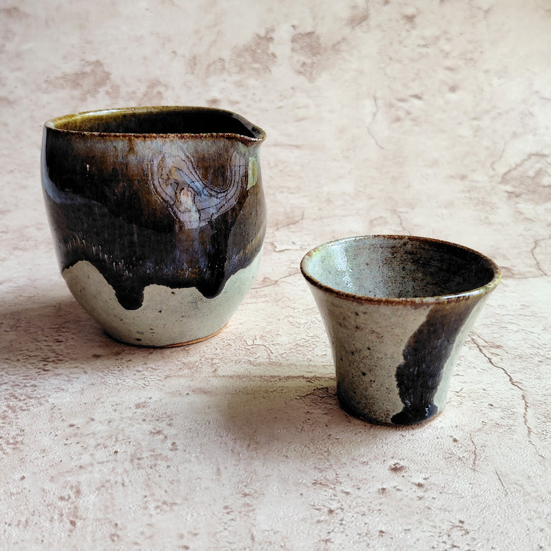 Oni-unofu glazed sake cup