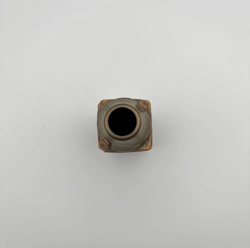 screw/vase