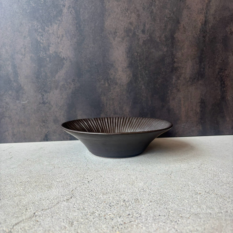 Black Matte Shinogi 7-Sun Flat Bowl