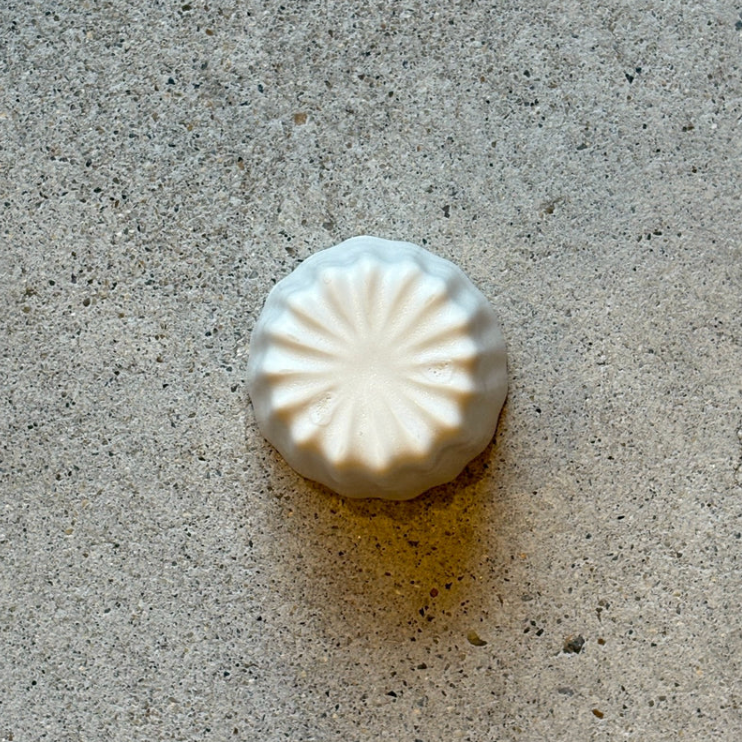 Canelé Teaware Teacup - White