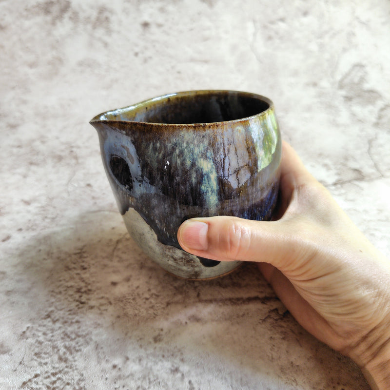 Oni-no-fude celadon sake pitcher