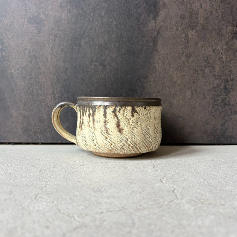 Woodgrain White Mug No.1 — Kasama. Handmade Kasama ware from Japan.