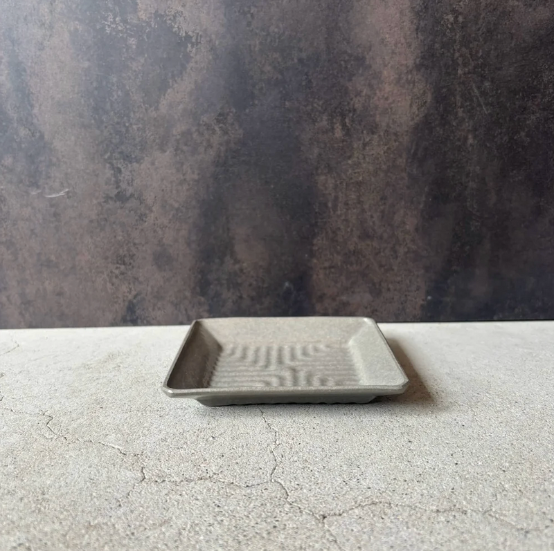 HIROMITSU TOBIMATSU Mountain Plate Square S Gray
