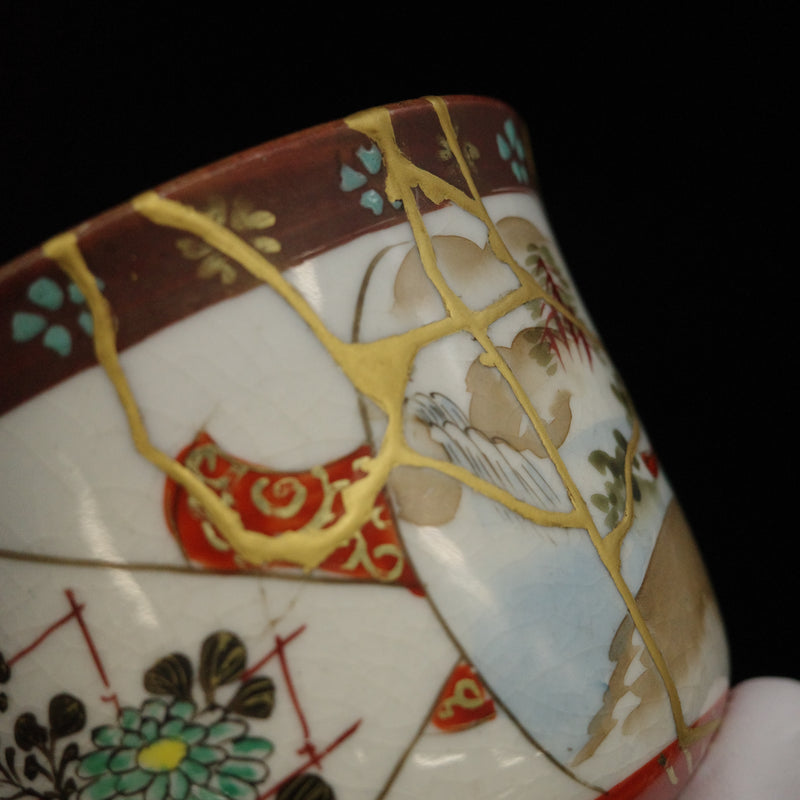 Meiji-era Kintsugi Imari Yunomi (Figural and Landscape)