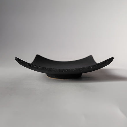 黒釉四角皿