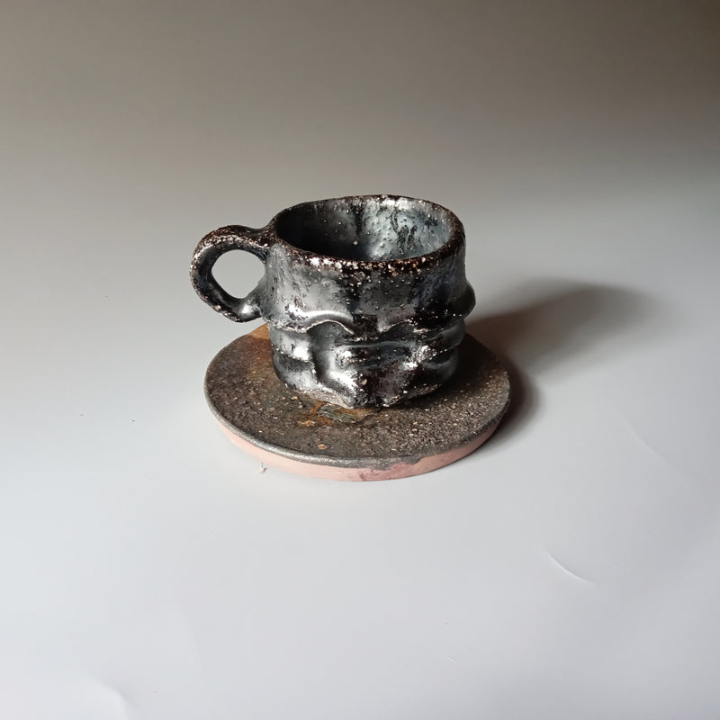 Japanese black mug from Bizen — Bizen ware