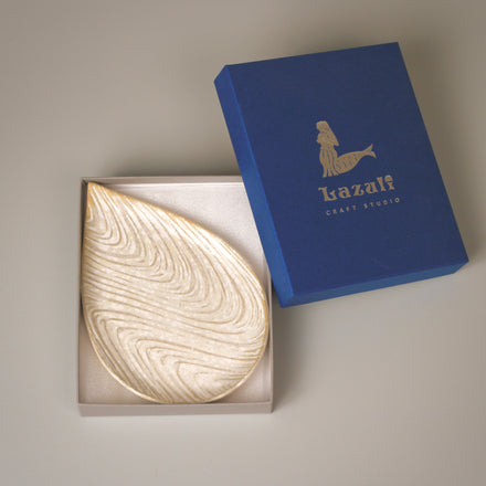 Gengetsu White Wave Droplet Plate, Gift Boxed — Seto. Handmade Seto ware from Japan.