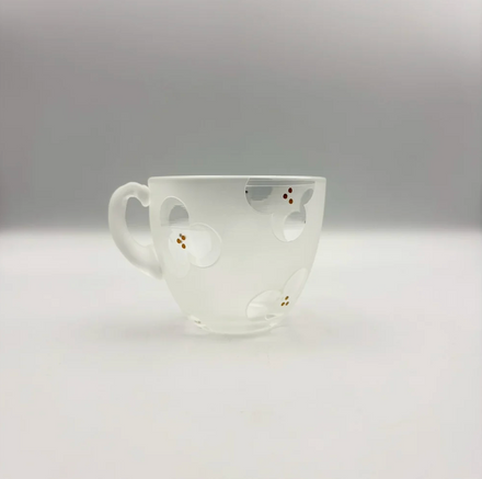 Cup with handle