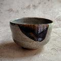 Oni-unofu-glazed indented tea bowl
