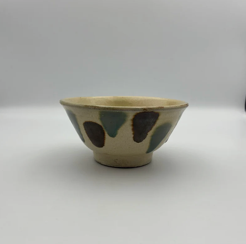 Makai Rice Bowl, 4-sun No.1 — Okinawa. Handmade Okinawa ware from Japan.