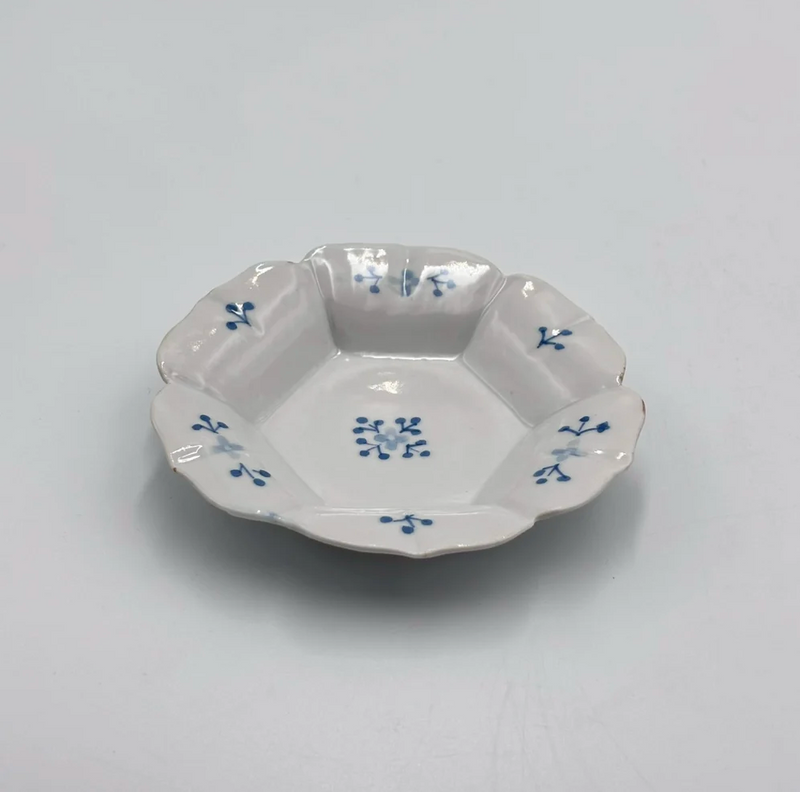 Sometsuke Small Floral Pattern Rinka Small Plate