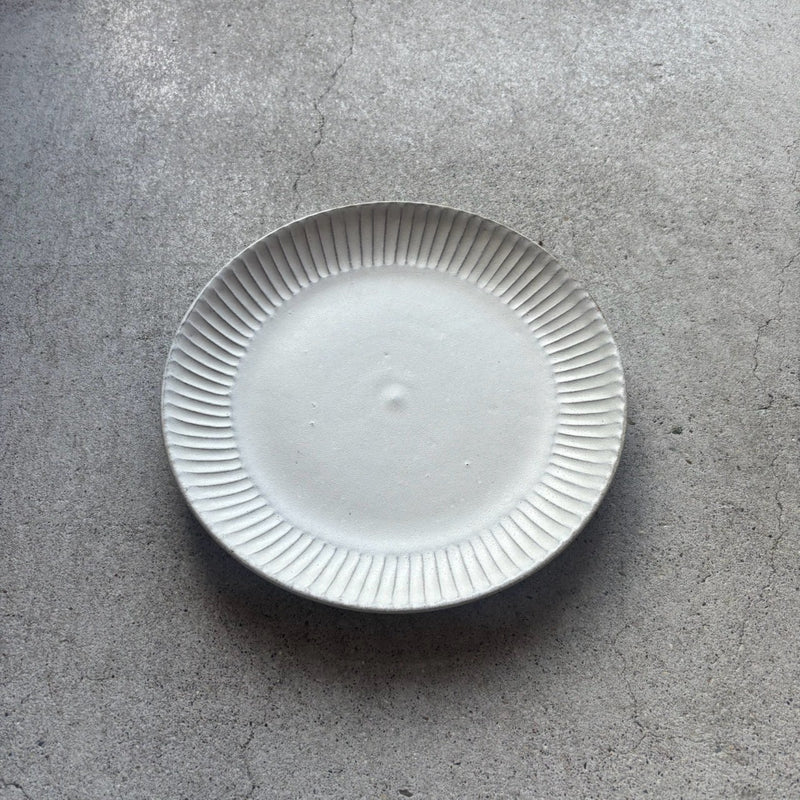 White matte round hirarin plate large