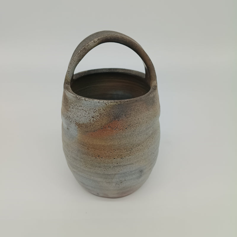3.上手付花入《サンギリ》