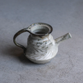 Pourer L White