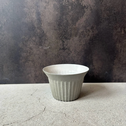 Hiroyuki Tobimatsu shave small bowl gray