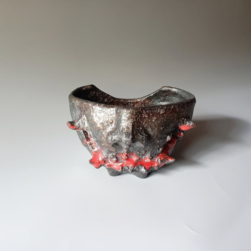 Hikidashi-guro Matcha Chawan — Bizen Ware. Handmade Bizen ware from Japan.