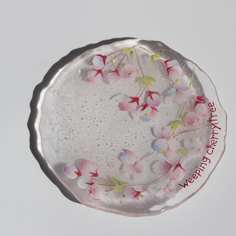 枝垂れ桜のささやき  Whispers of the Weeping Cherry