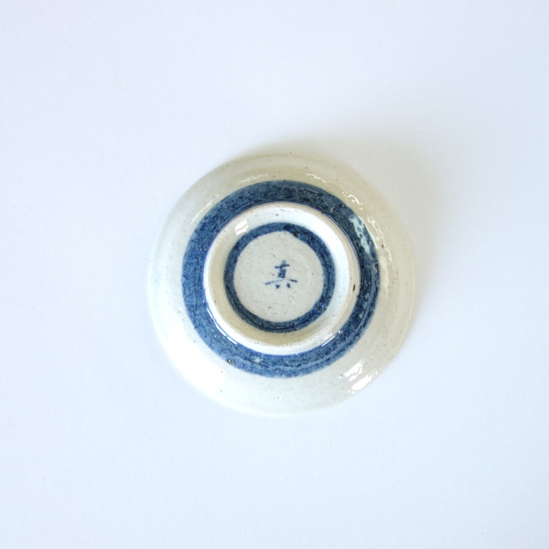 Dove Mamezara Tiny Plate, shipped worldwide from Kyoto