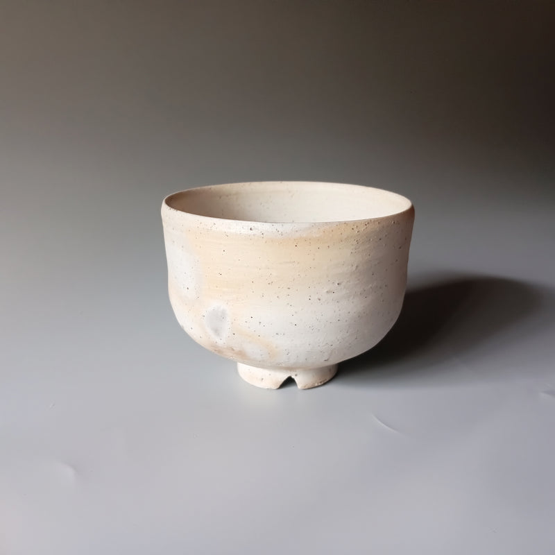 White Bizen Matcha Chawan. Handmade Bizen ware from Japan.