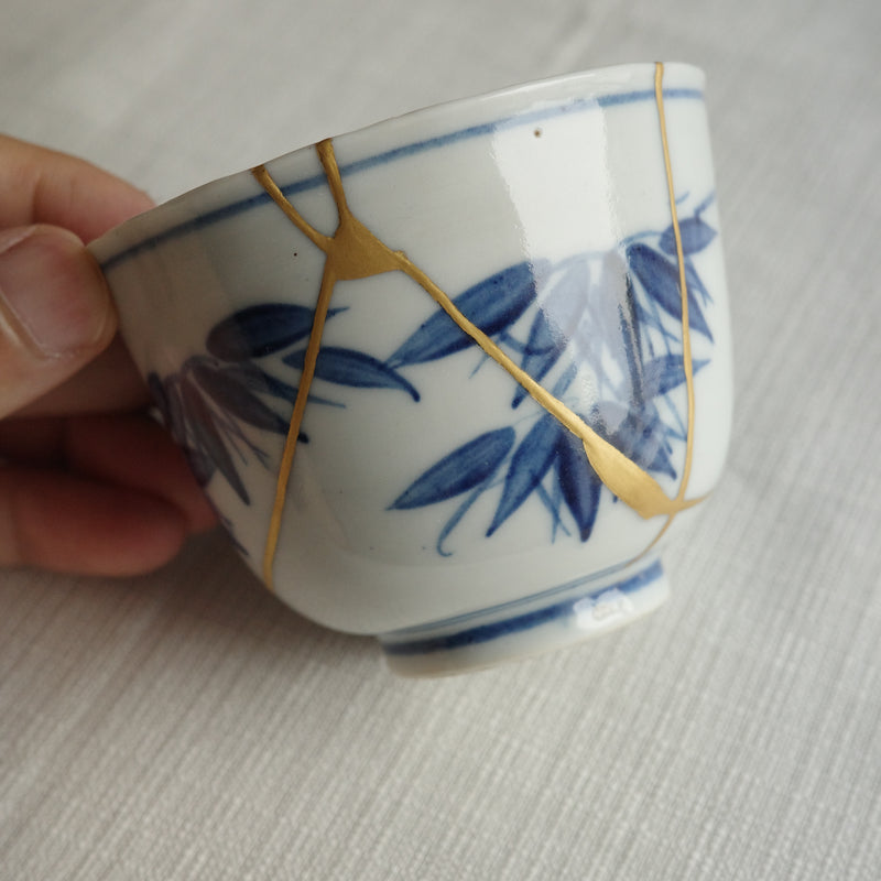 Meiji era Kintsugi Imari teacup (bamboo pattern)